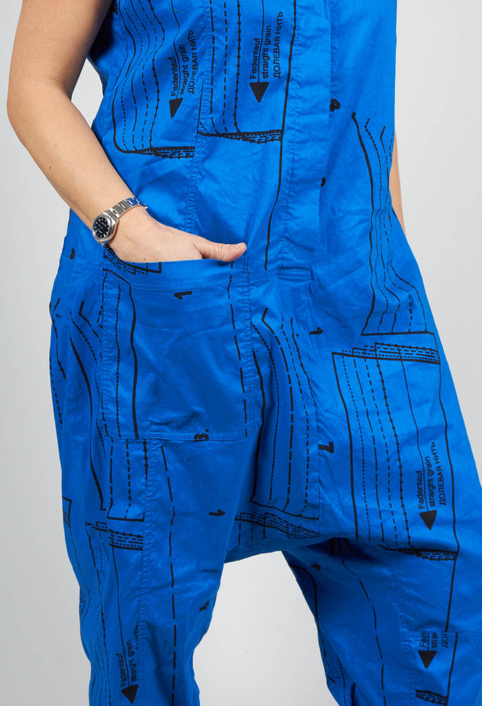 Sleeveless Jumpsuit in Blueberblack Allover