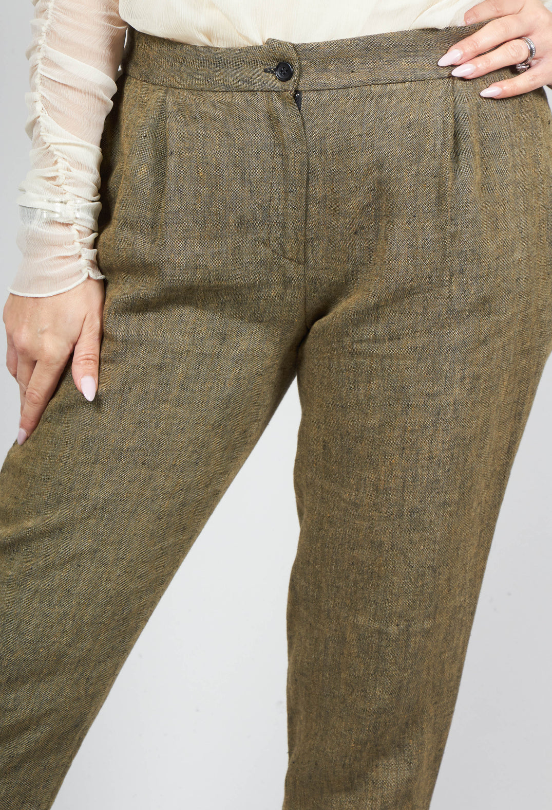 Straight Leg Pleated Trousers in Rock