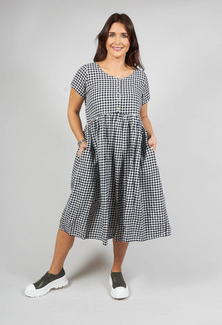 Lobideal Checkered Dress in White and Black