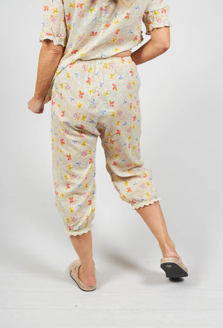 Cropped Trousers with Lace Detail Cuffs in Yellow Flower
