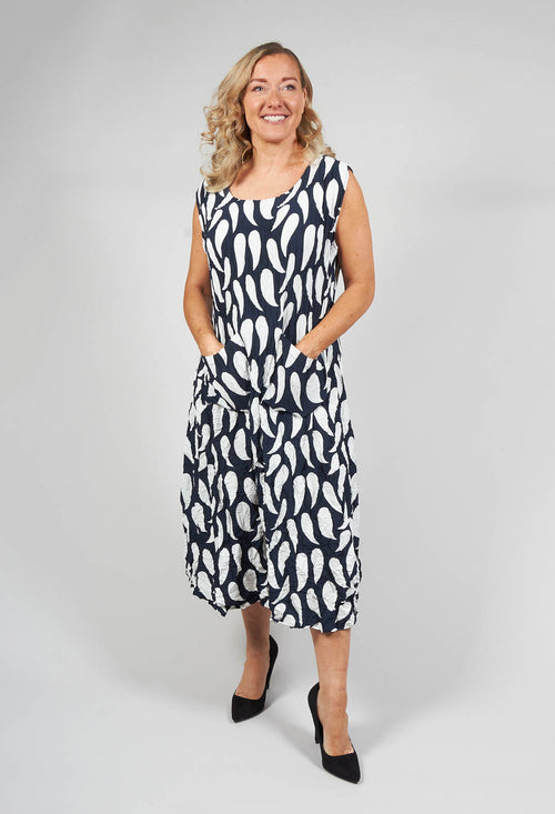Crinkle Dress with Front Pockets in Ink White Droplet
