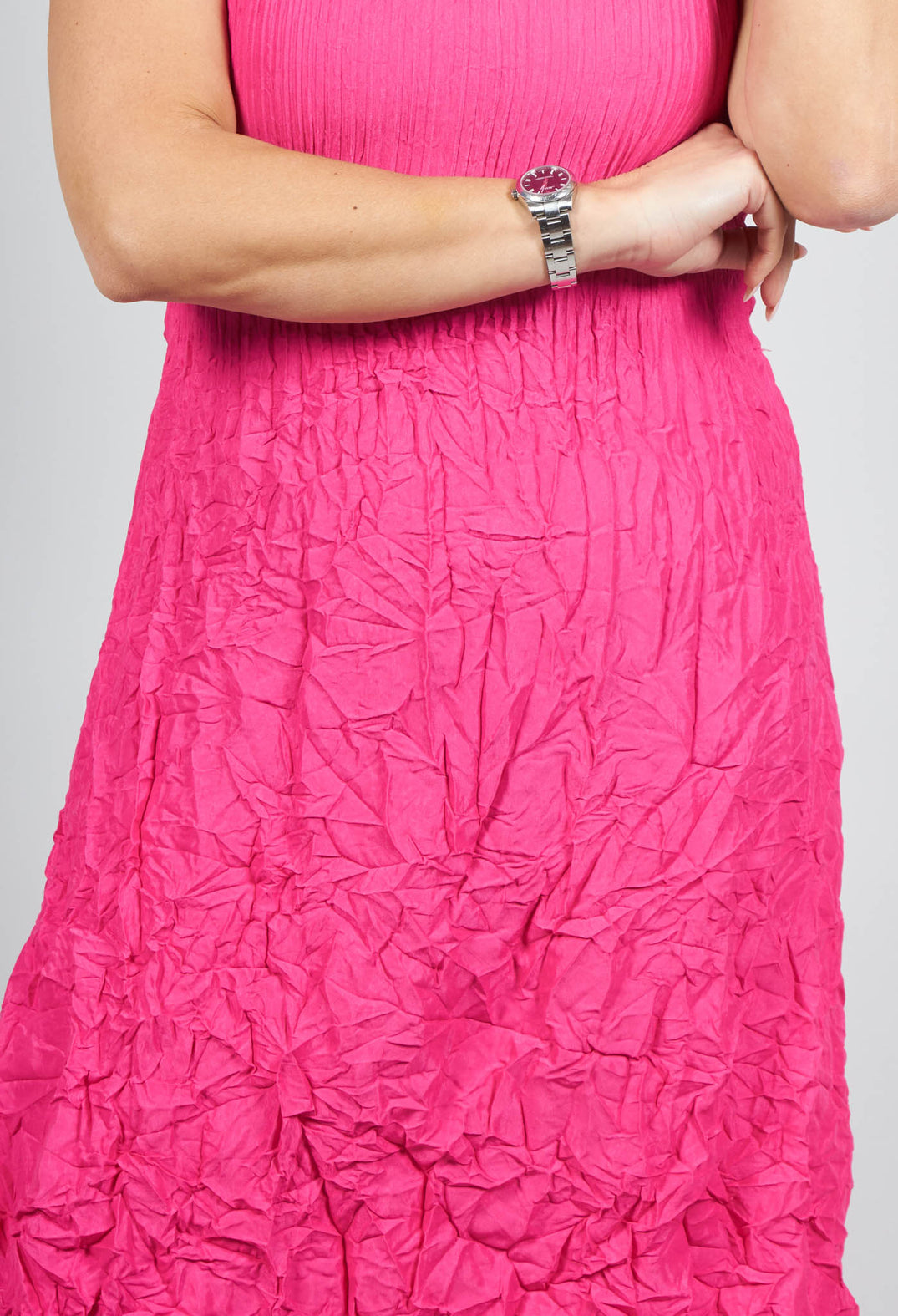 Short Sleeve Crinkle Dress in Mars Pink