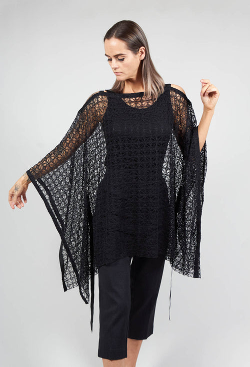 Leok Top in Black