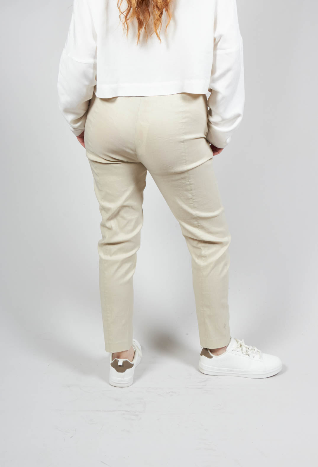 Pull on Trousers with Side Pockets in Beige