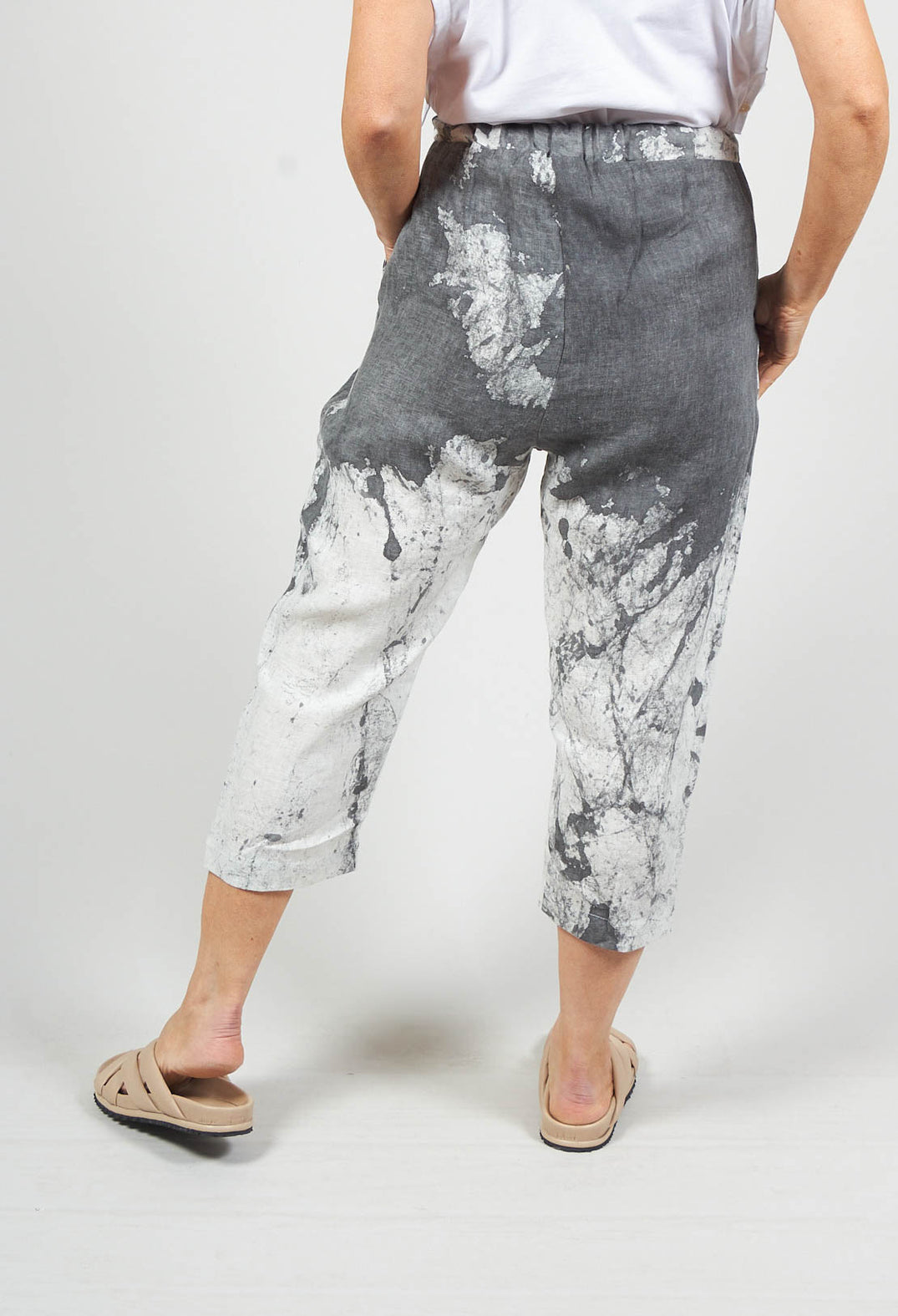 Cropped Linen Trousers in Grey Dye