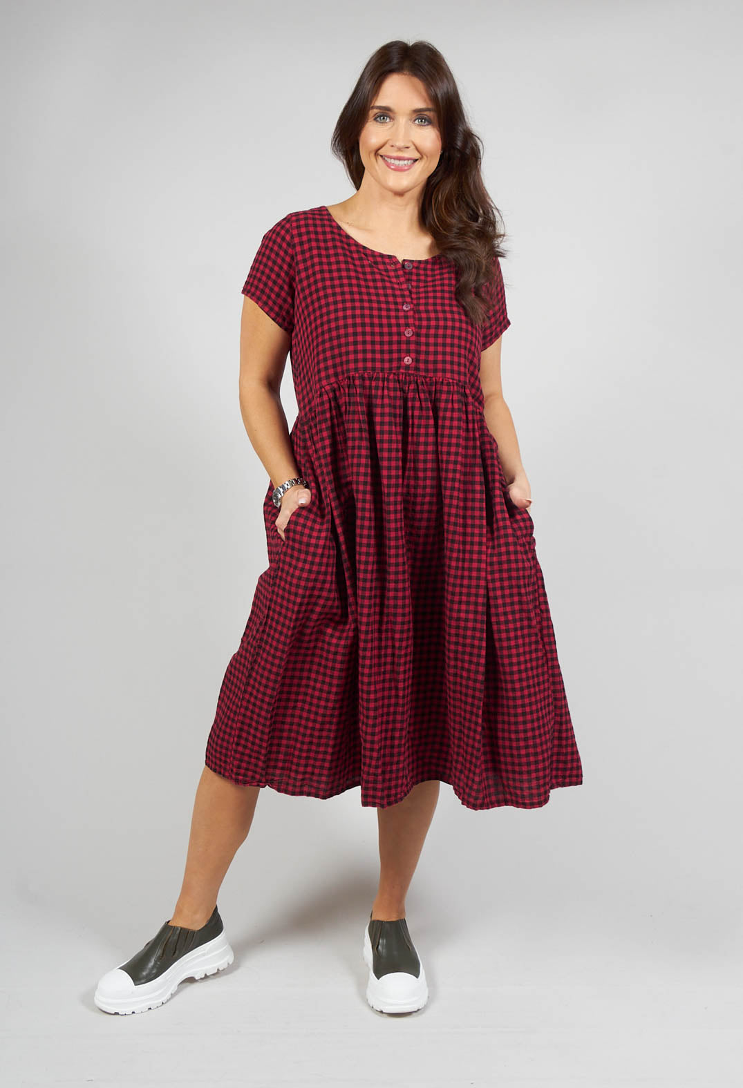 Lobideal Checkered Dress in Himbeer Red and Black Check