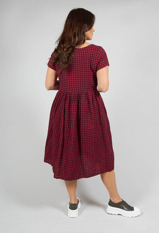 Lobideal Checkered Dress in Himbeer Red and Black Check