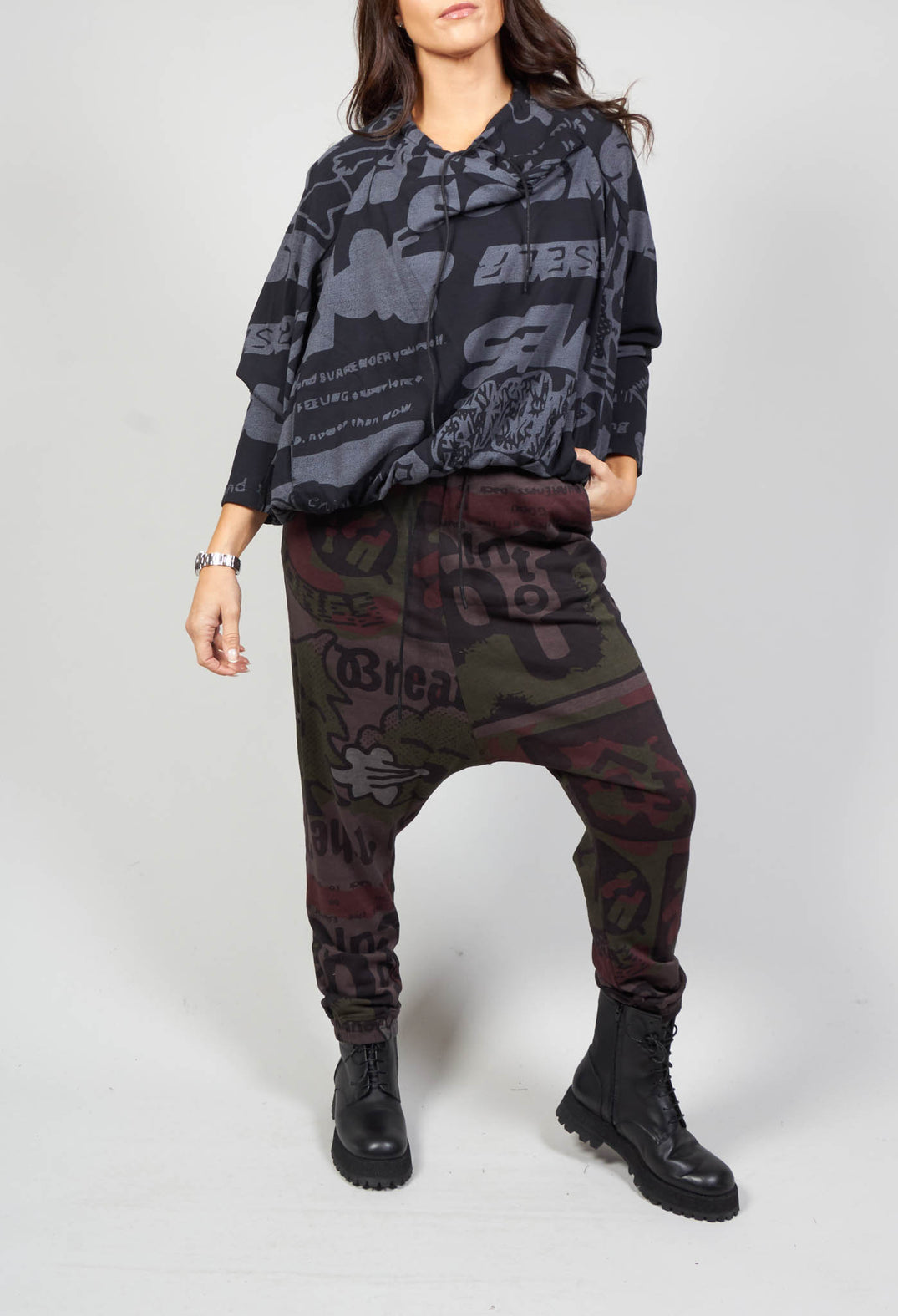 Long Sleeve Jersey Top with Cowl Neck in Black Print