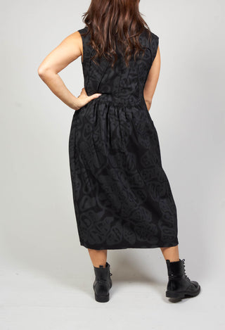 Slim Fit Dress with Tulip Hem in BlackBlack Print