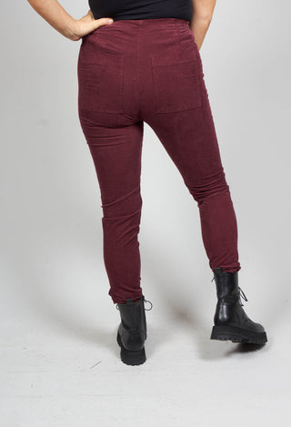 Skinny Fit Trousers in Wine