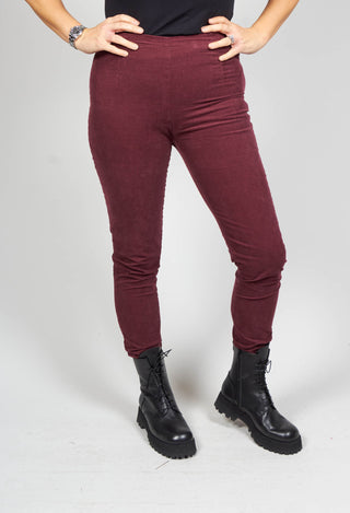 Skinny Fit Trousers in Wine