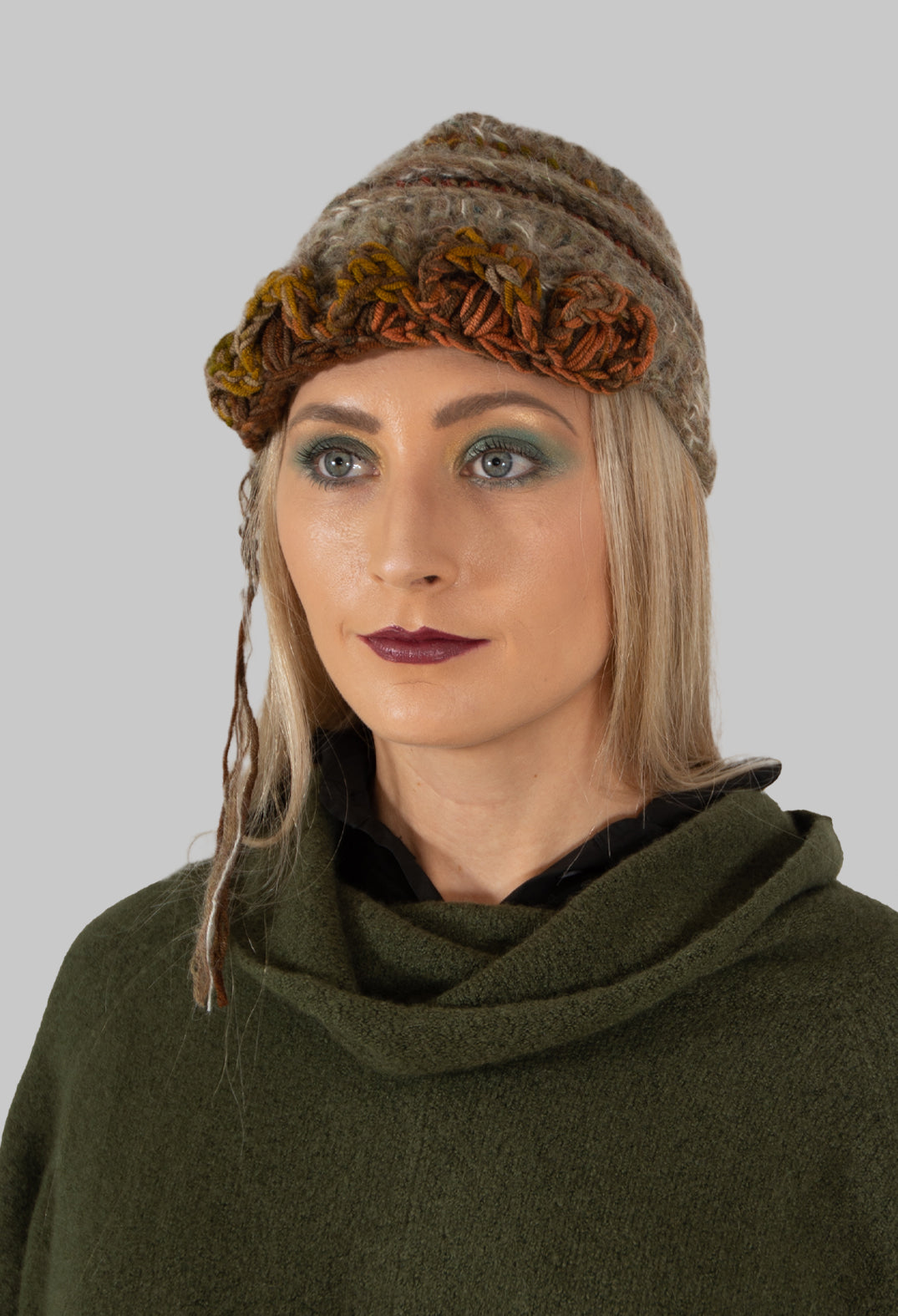 Knitted Woollen Hat in Multicolour