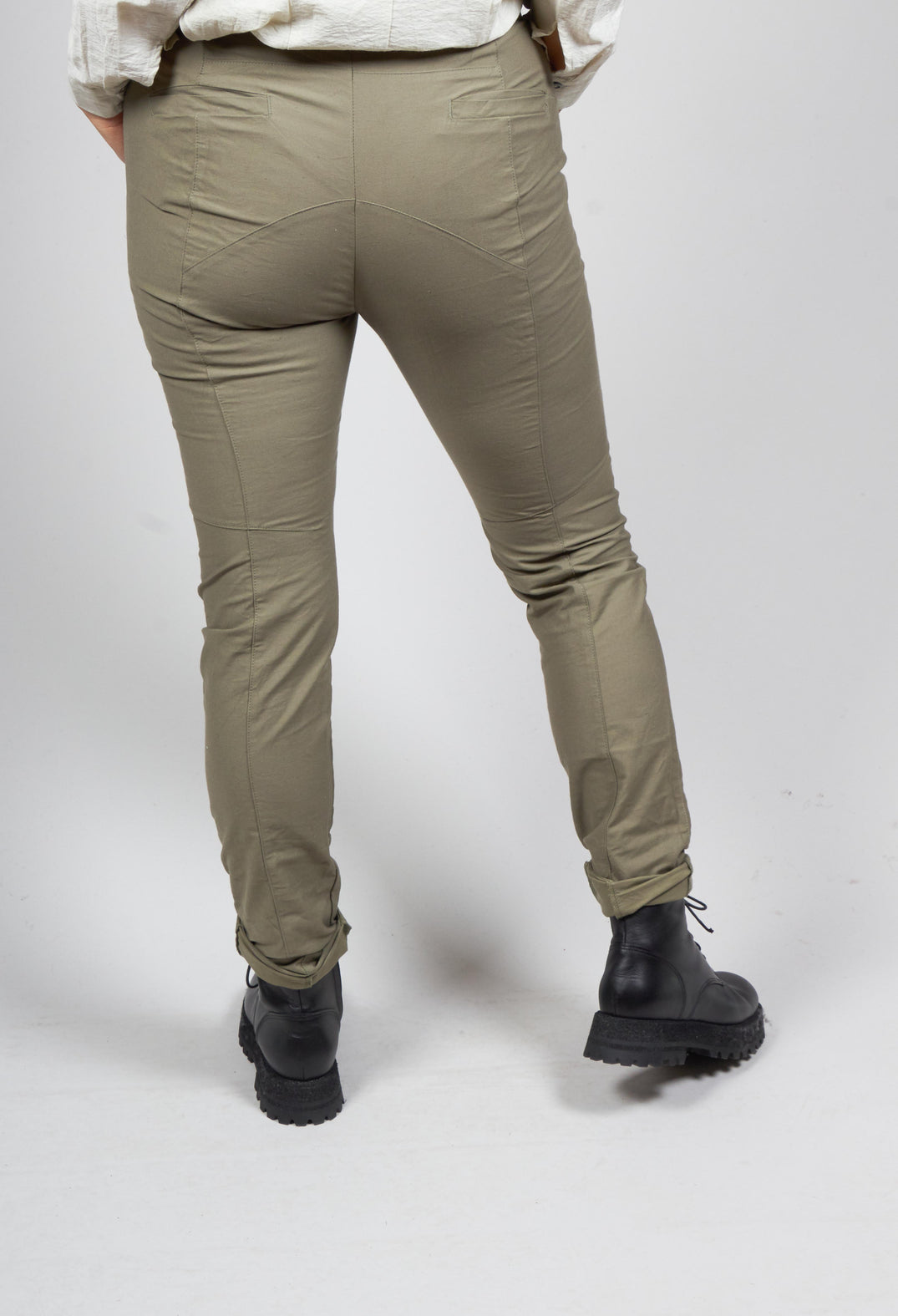 Donoma Trousers in Argil