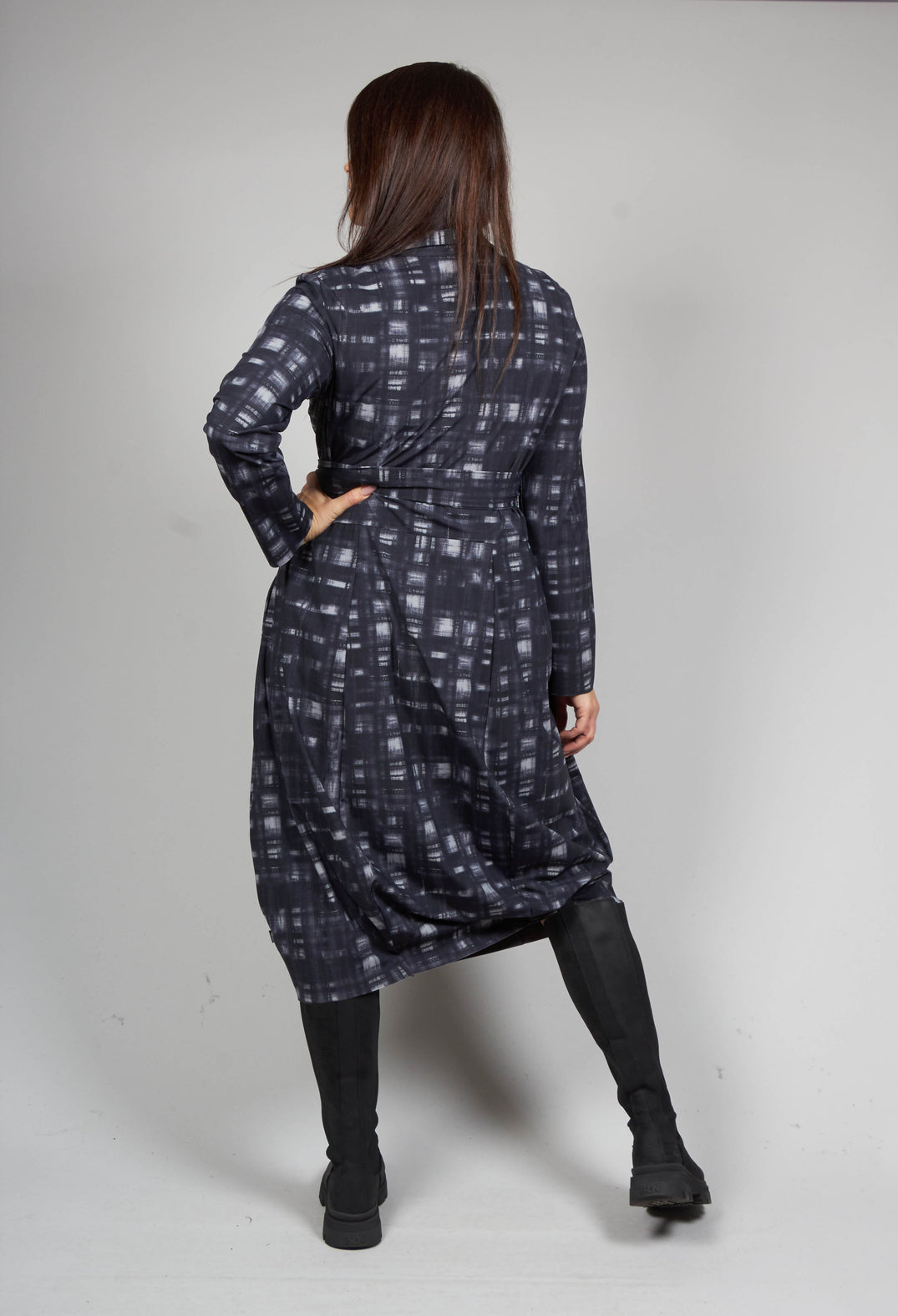 Jusan Dress in Black and Grey