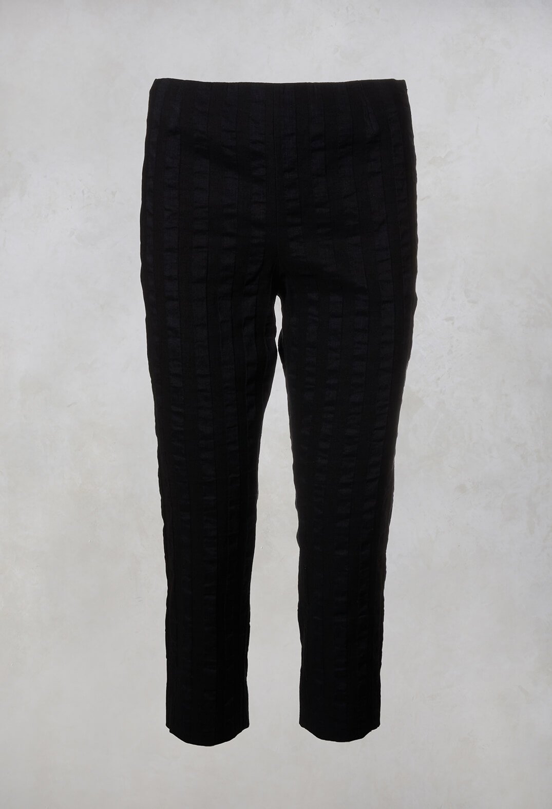 3/4 Trousers in Stripe / Navy