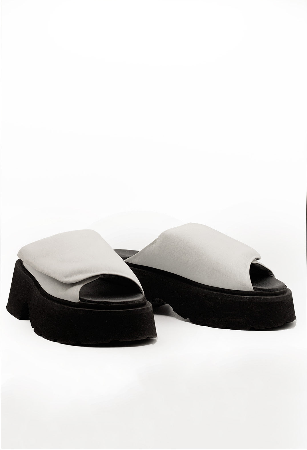 Thick Velcro Strapped Sandal in Gasoline Bianco Ottico