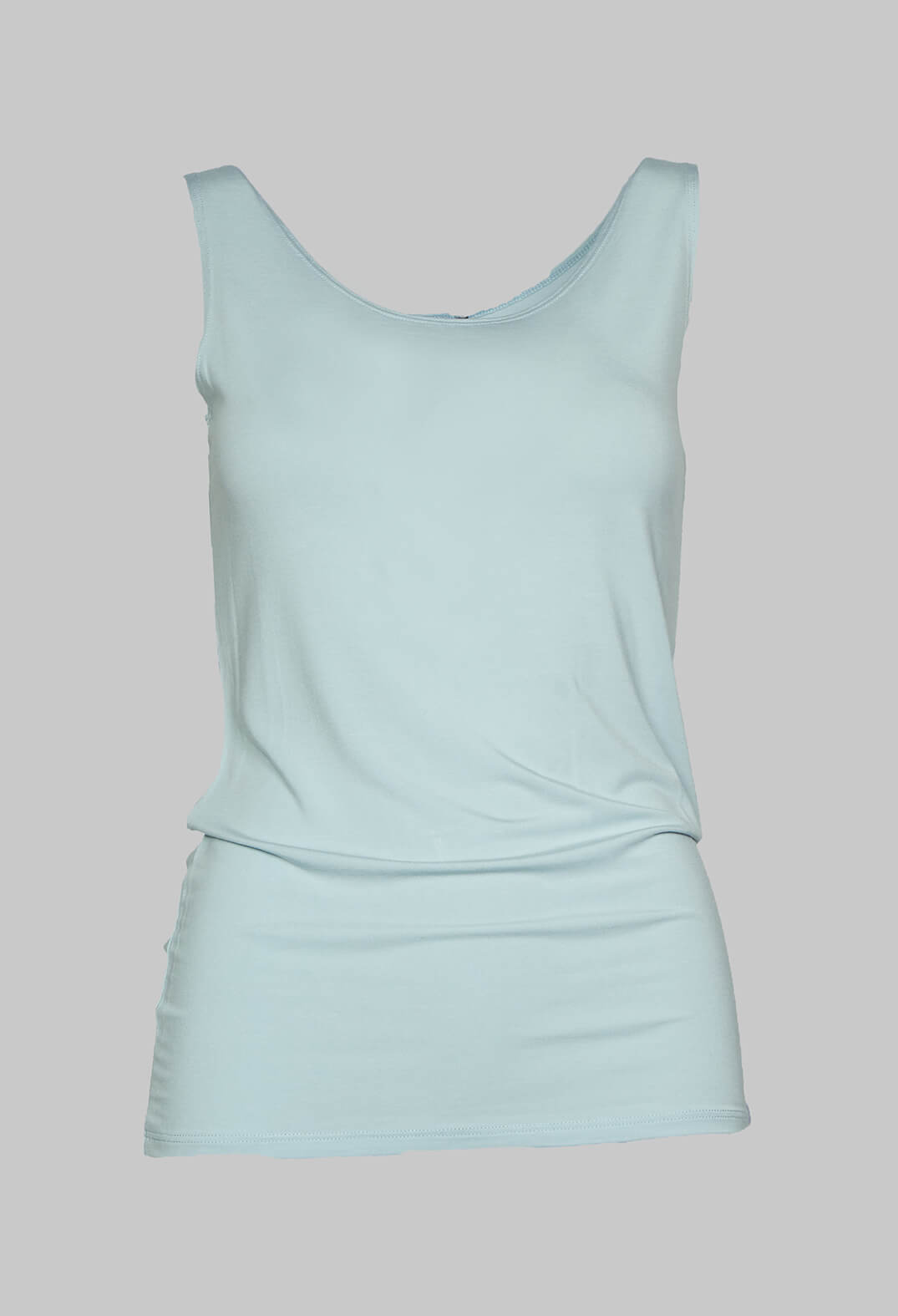 Anais T-Shirt in Baby Blue