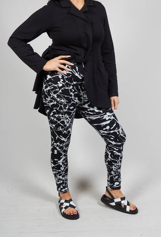 Ankle Cropped Leggings in Black with White Print