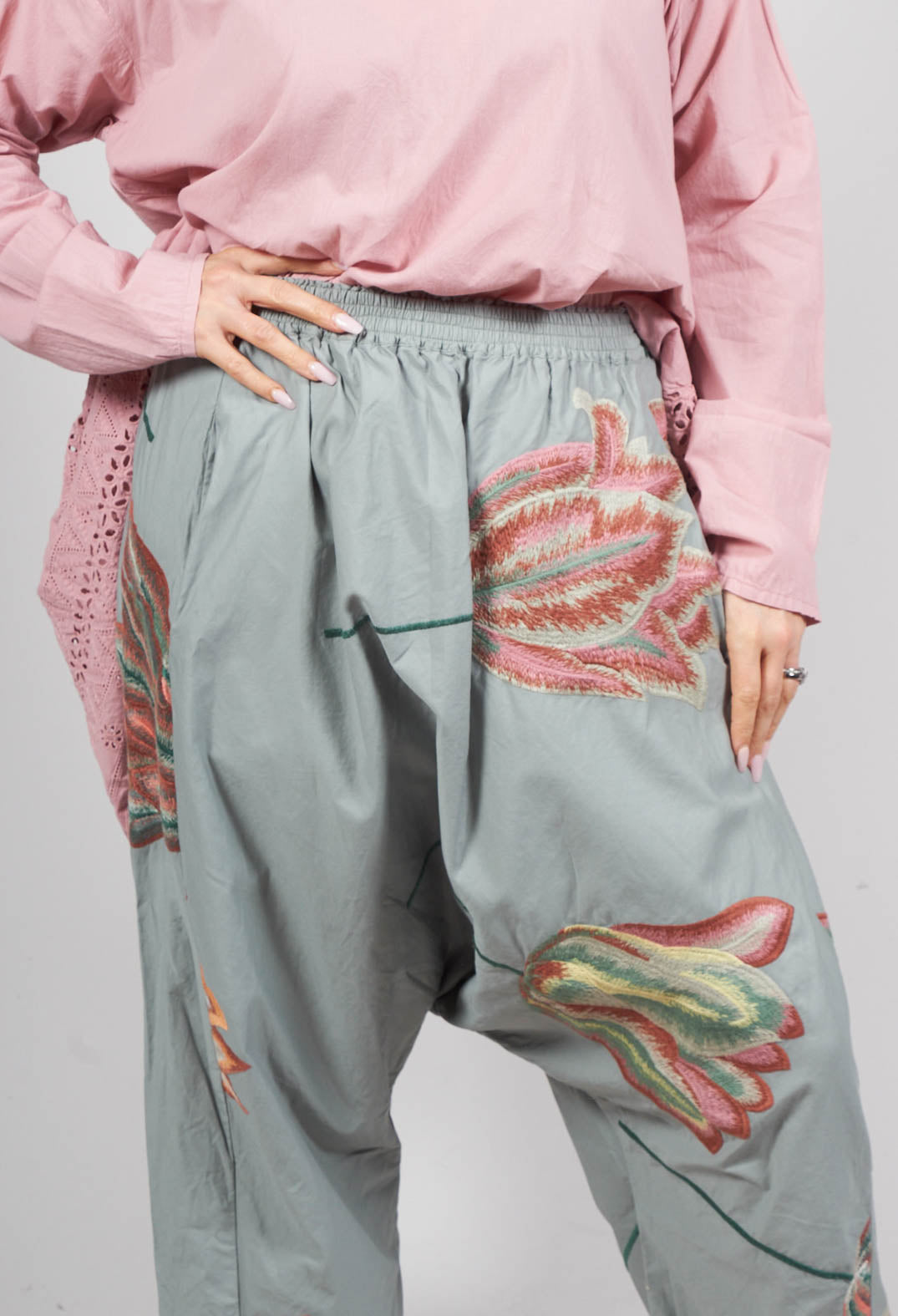 Anthuus Trousers in Sage Green