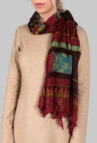 Aztec Showl in Fuchsia