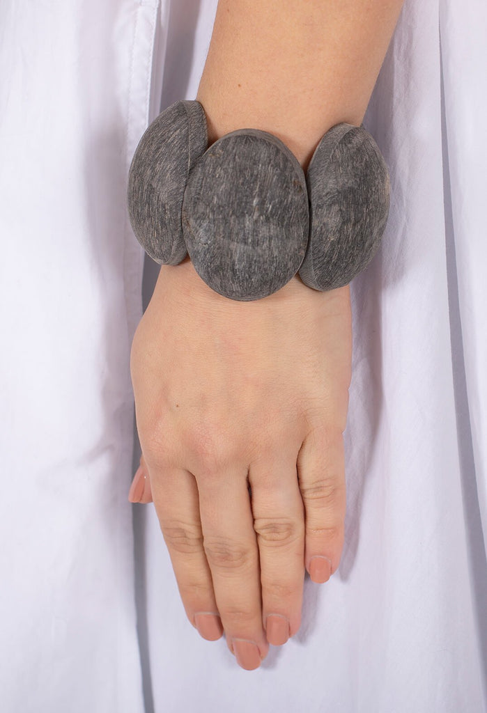 Bracelet with Wood Effect Pendants in Stone