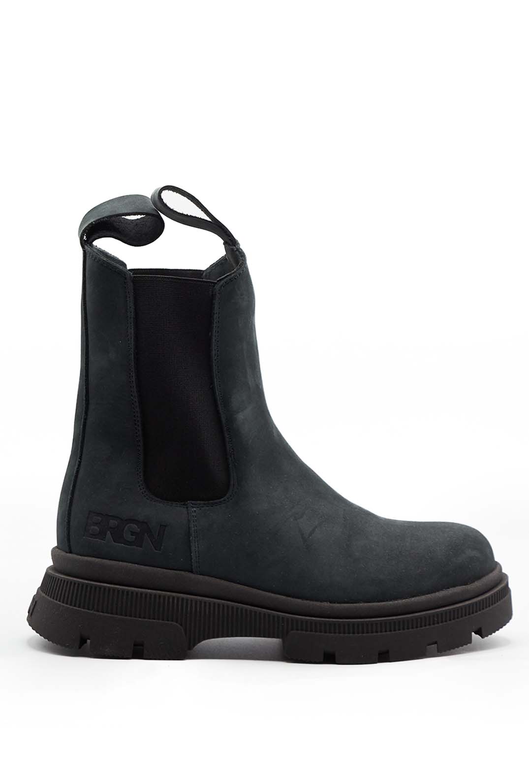 Chelsea Boot in Dark Navy