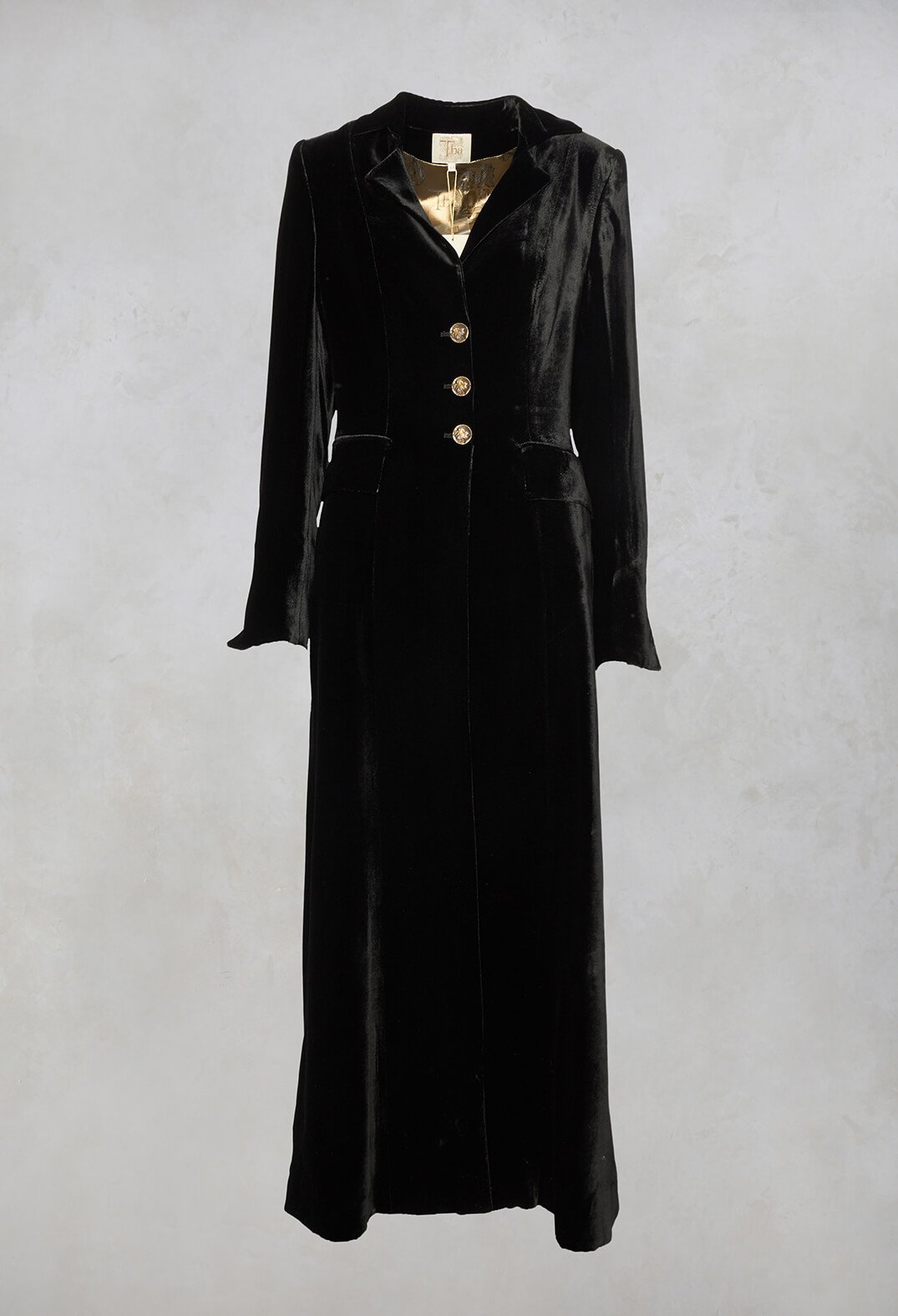 Classic Coat in Black