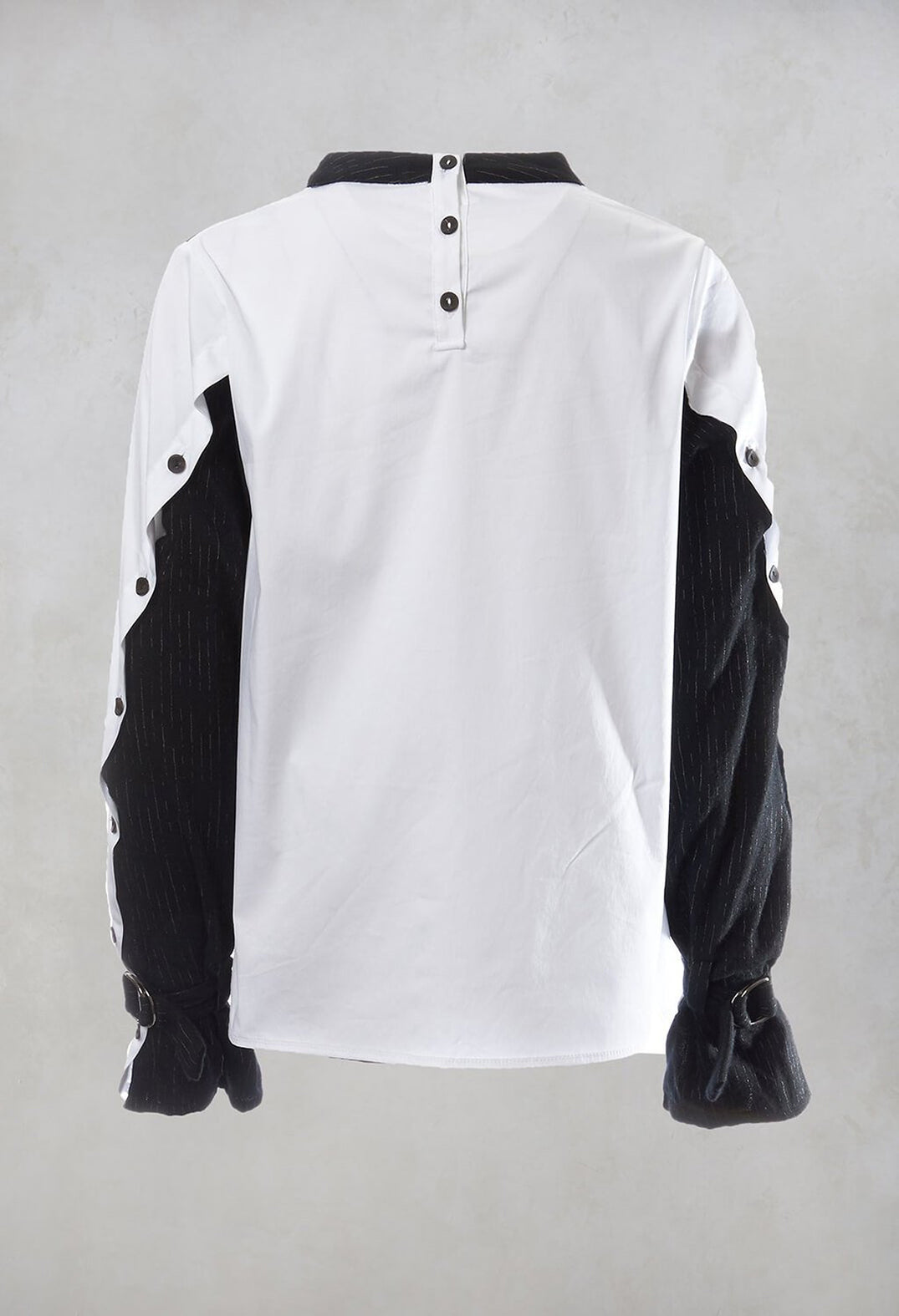 Contrast Top in Orpimento Black