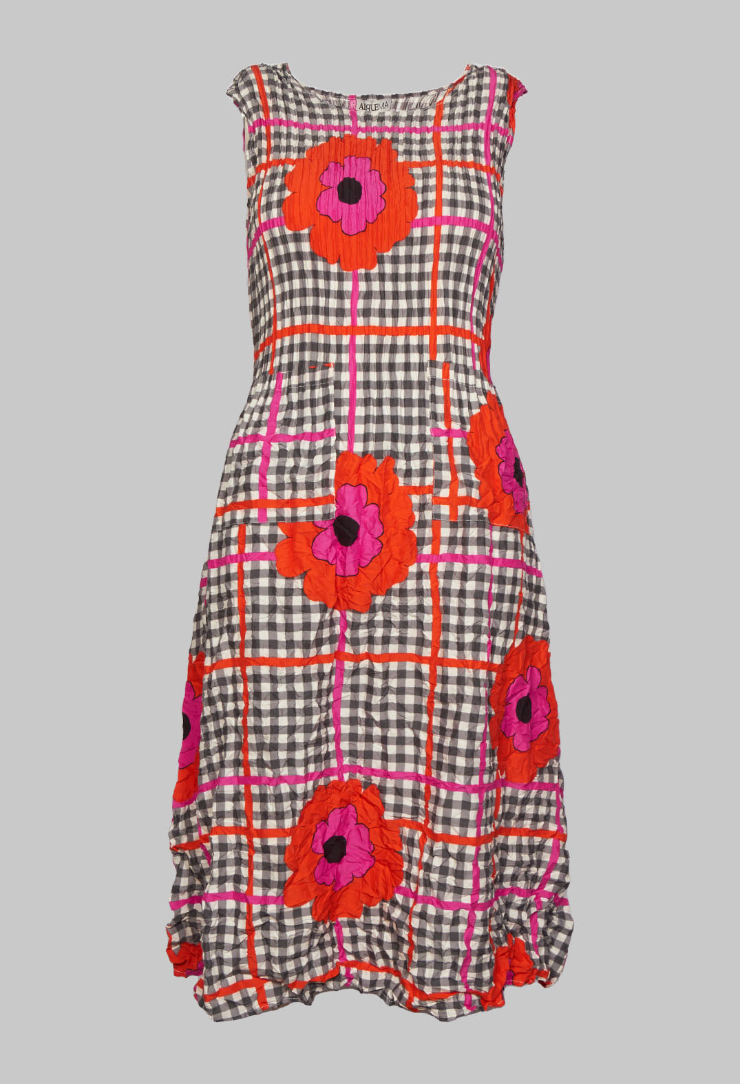 Crinkle Dress with Front Pockets in Flower Spot Check