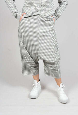Cropped Trousers in Olive Check