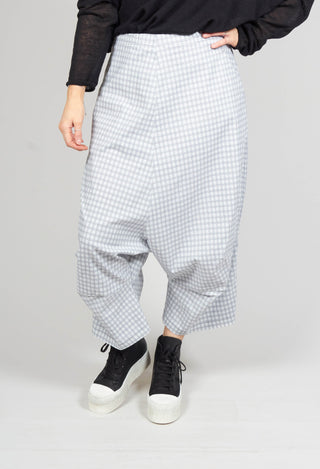 Cropped Trousers in Water Check