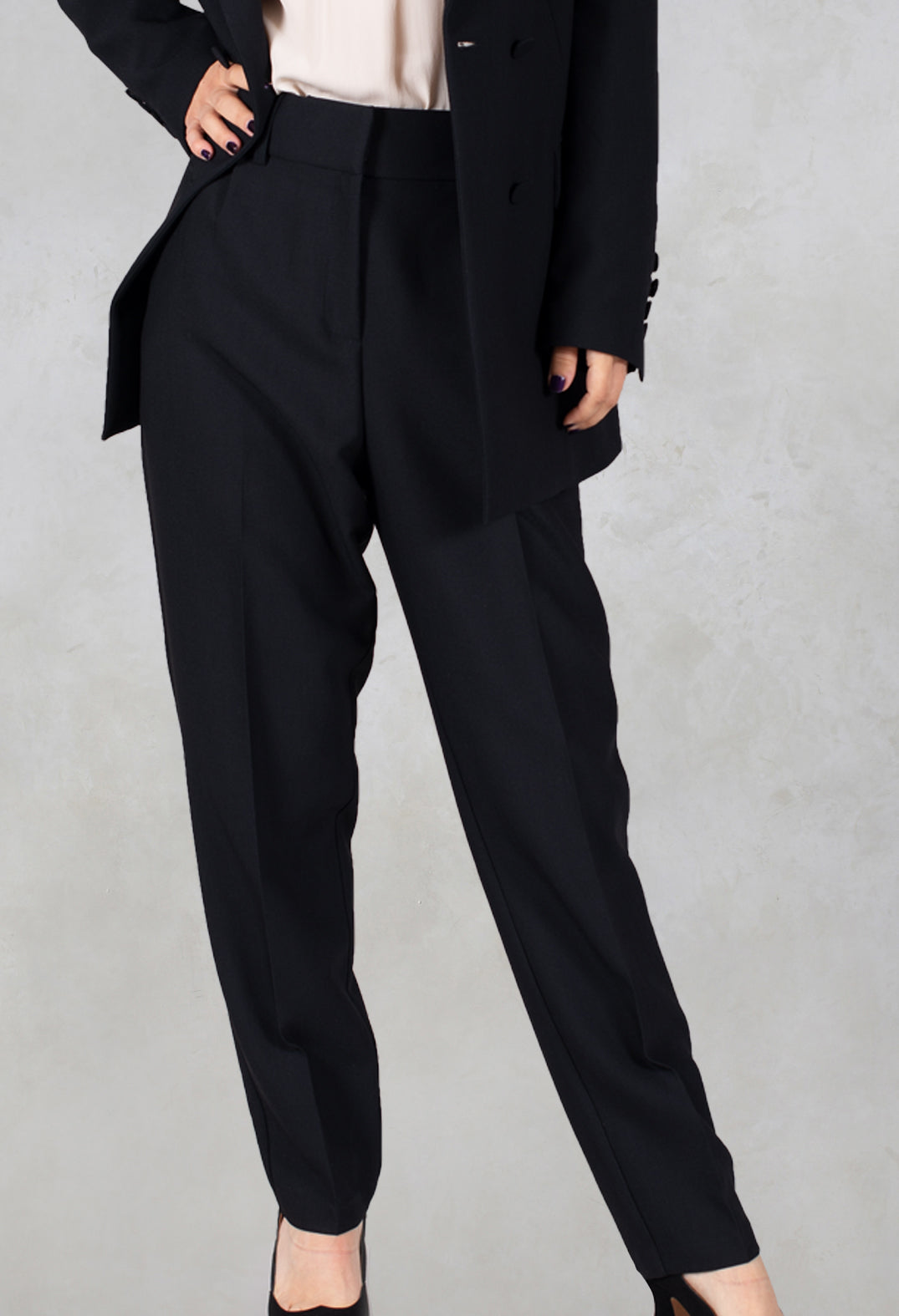 tailored trousers in black