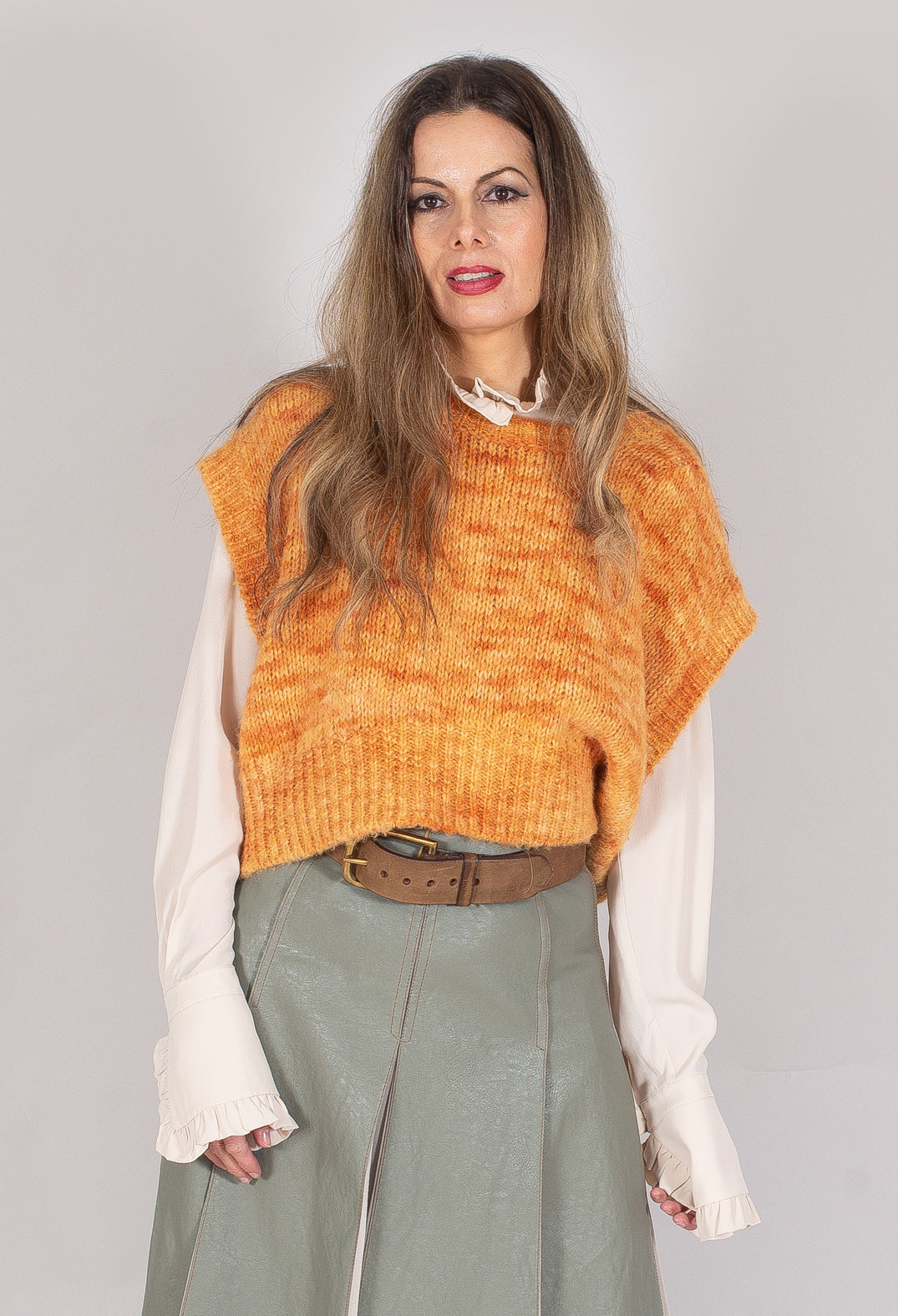 knitted vest in orange
