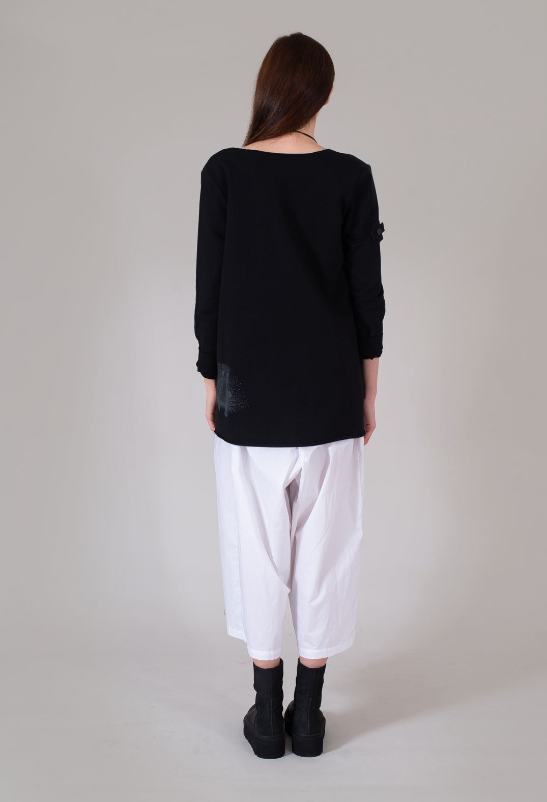 Round Neck Swing Style Jersey Cotton Cardigan in Black
