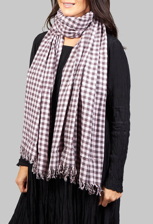 Fadeshalb Scarf in Liebend Pink