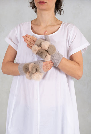 Fingerless Gloves in Light Pink/Taupe