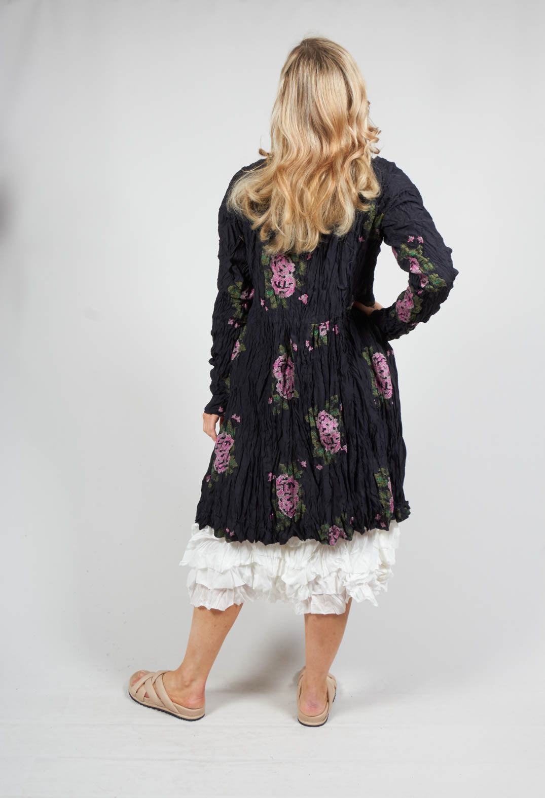 Gebardelarve Dress in Kaviar Black