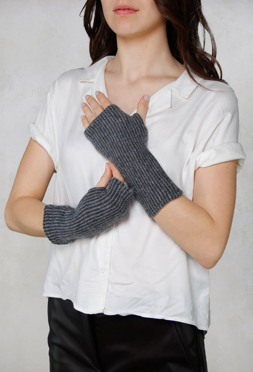 Fingerless Gloves in Stripe