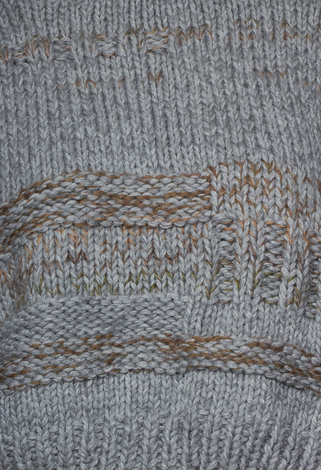 Hand Knitted Pullover in Grey Tabaco