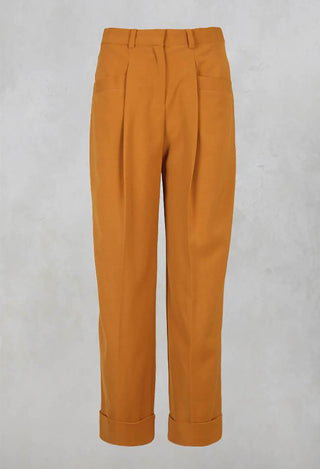 Pegged Trousers in Amber
