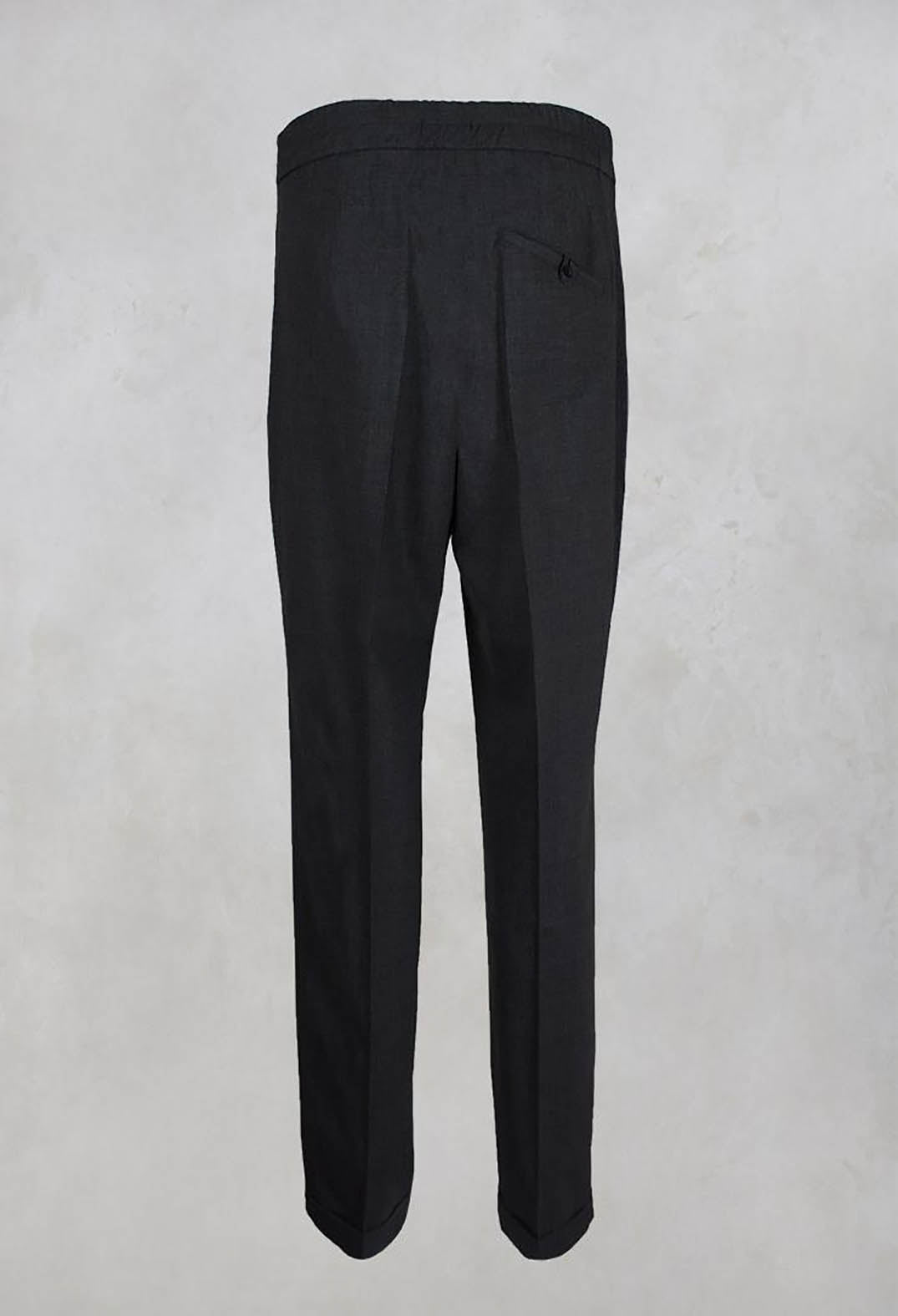 Tailored Straight Leg Trousers in Graphit