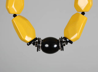 Rectangle Necklace with Central Olive in Yellow and Black