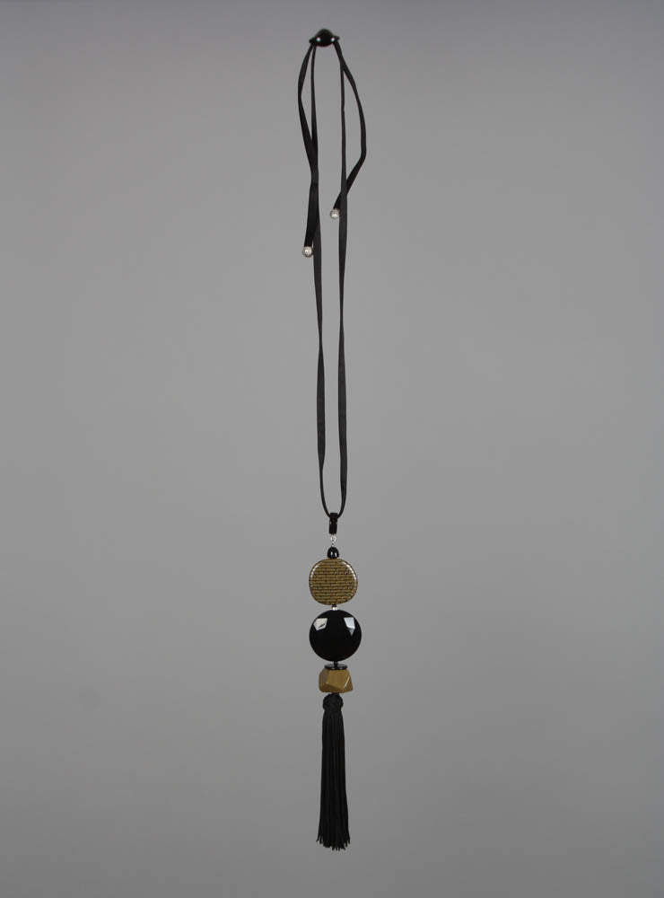 Long Tassel Necklace in Khaki