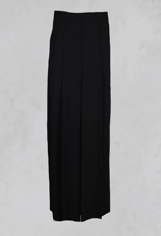 Wide Leg Trousers in Nero