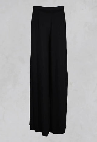 Wide Leg Trousers in Nero