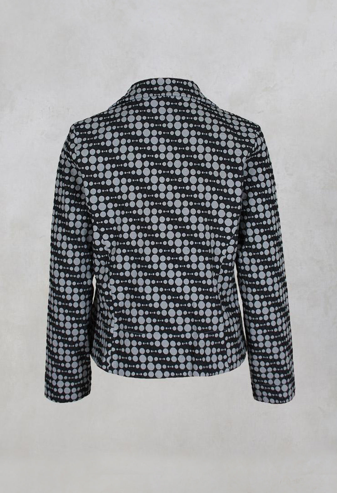 Spotty Jacquard Short Jacket with Button Front in Silver