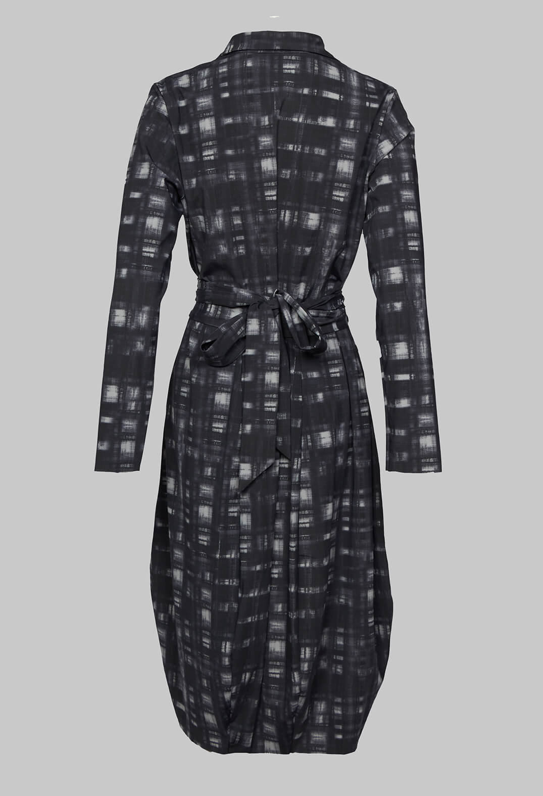 Jusan Dress in Black and Grey