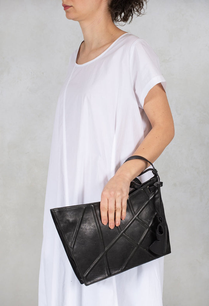 Large Leather Clutch Bag in Nero