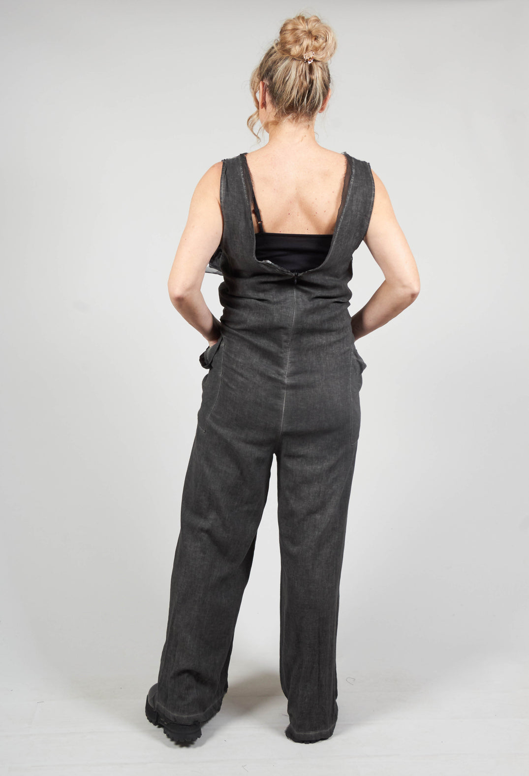 Lightweight Jumpsuit in Antracite