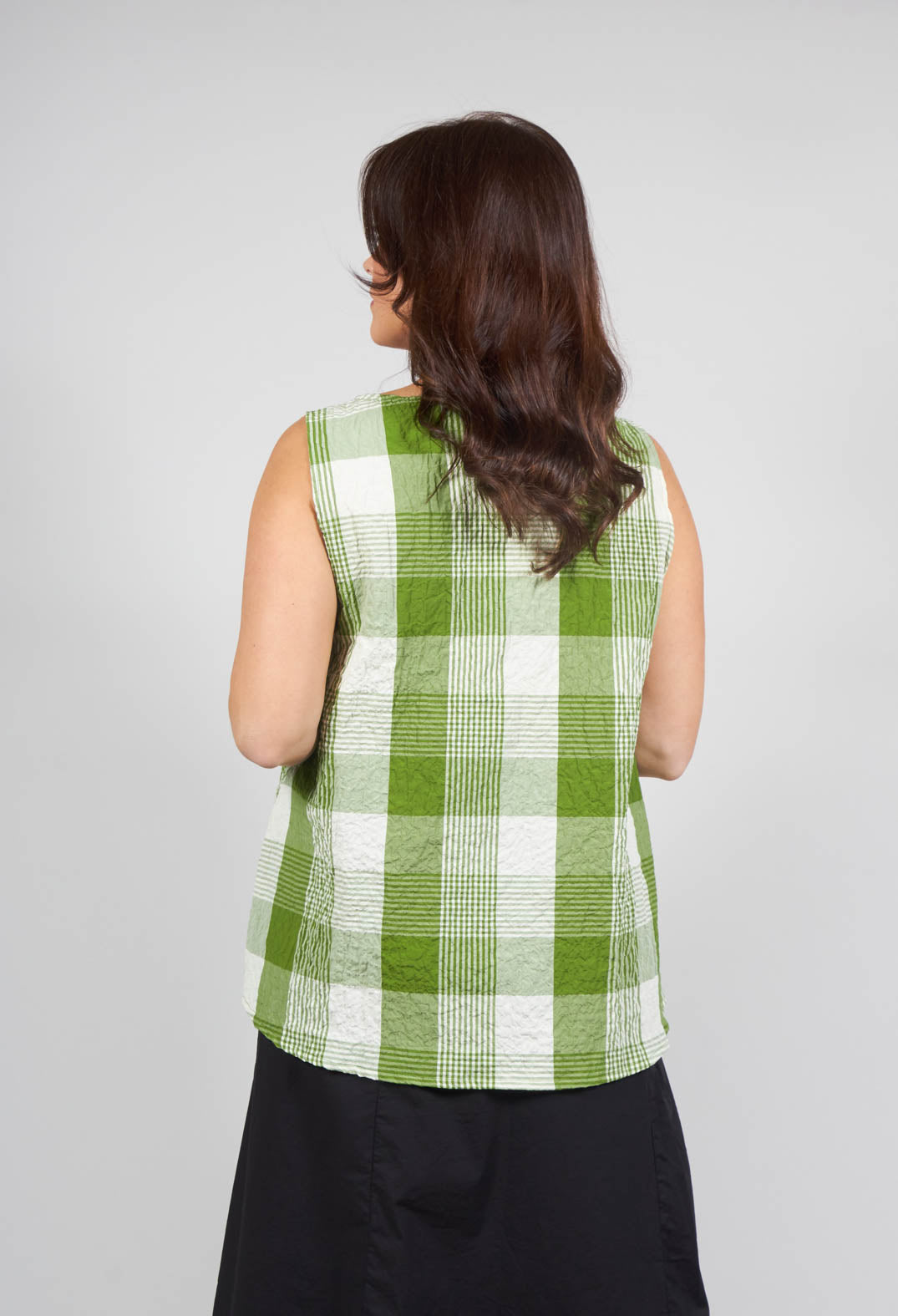 Macro Q Shirt in Avocado
